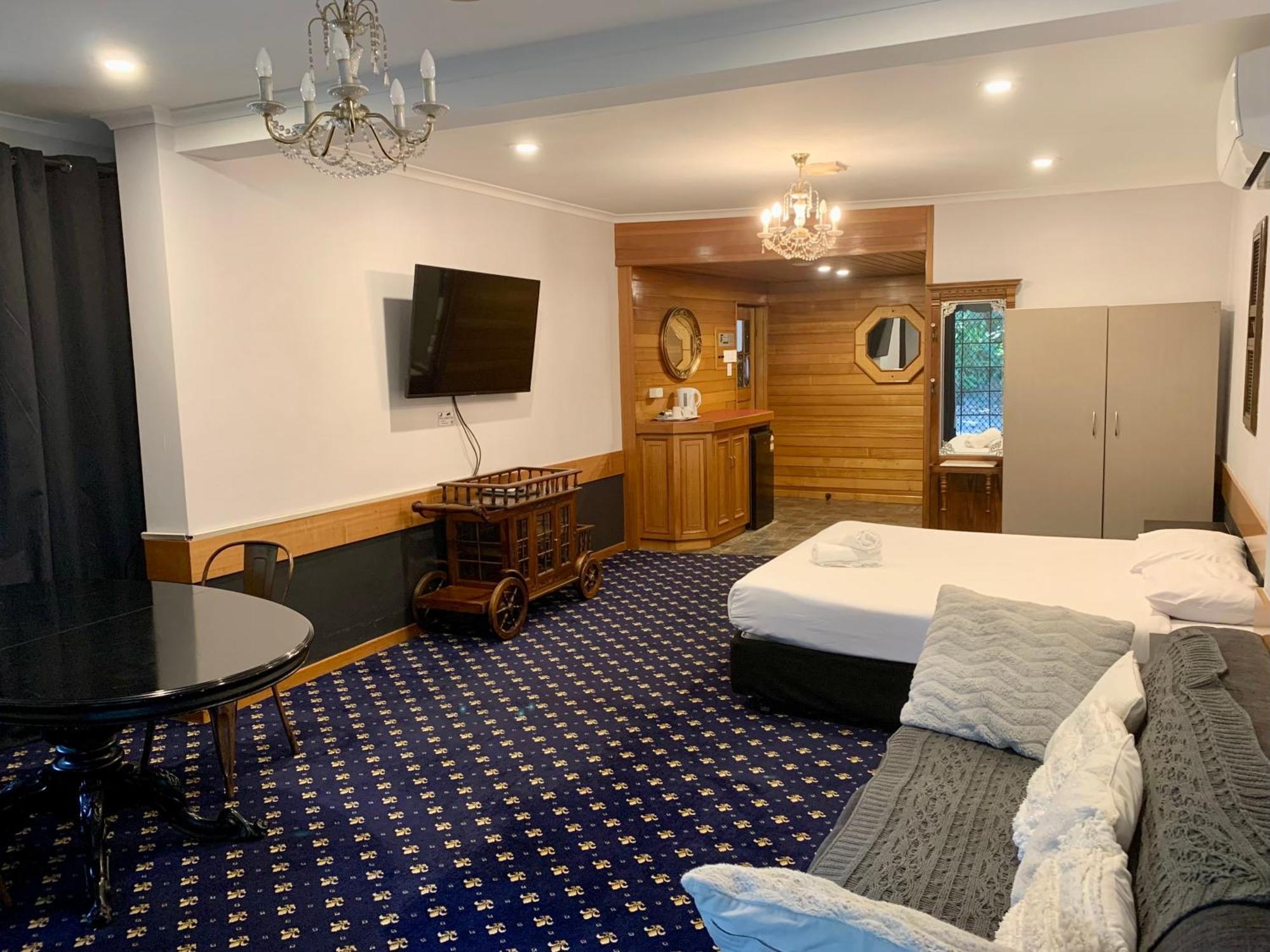 Ascot Motor Inn Хорнсби Экстерьер фото